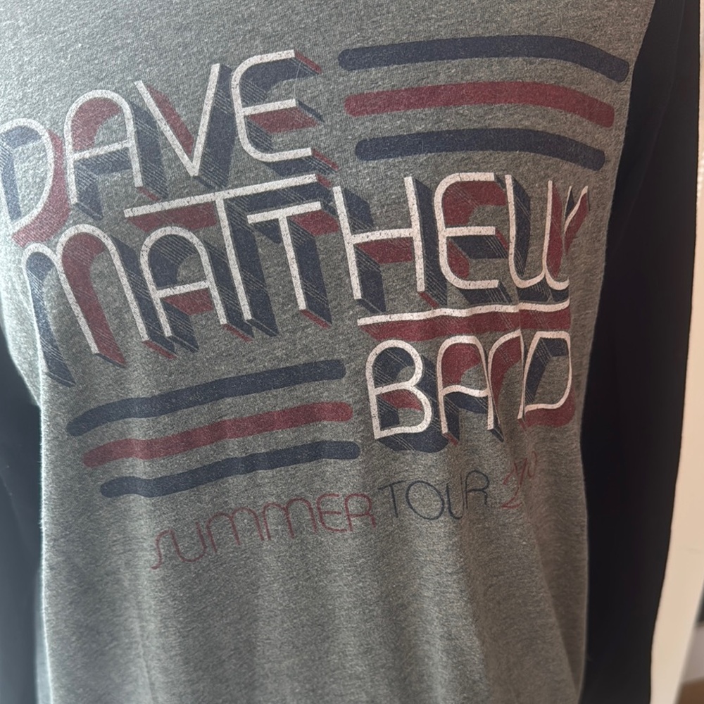 Dave Matthews Band Gray and Black Raglan Shirt  summer tour 2019 - Picture 2 of 7